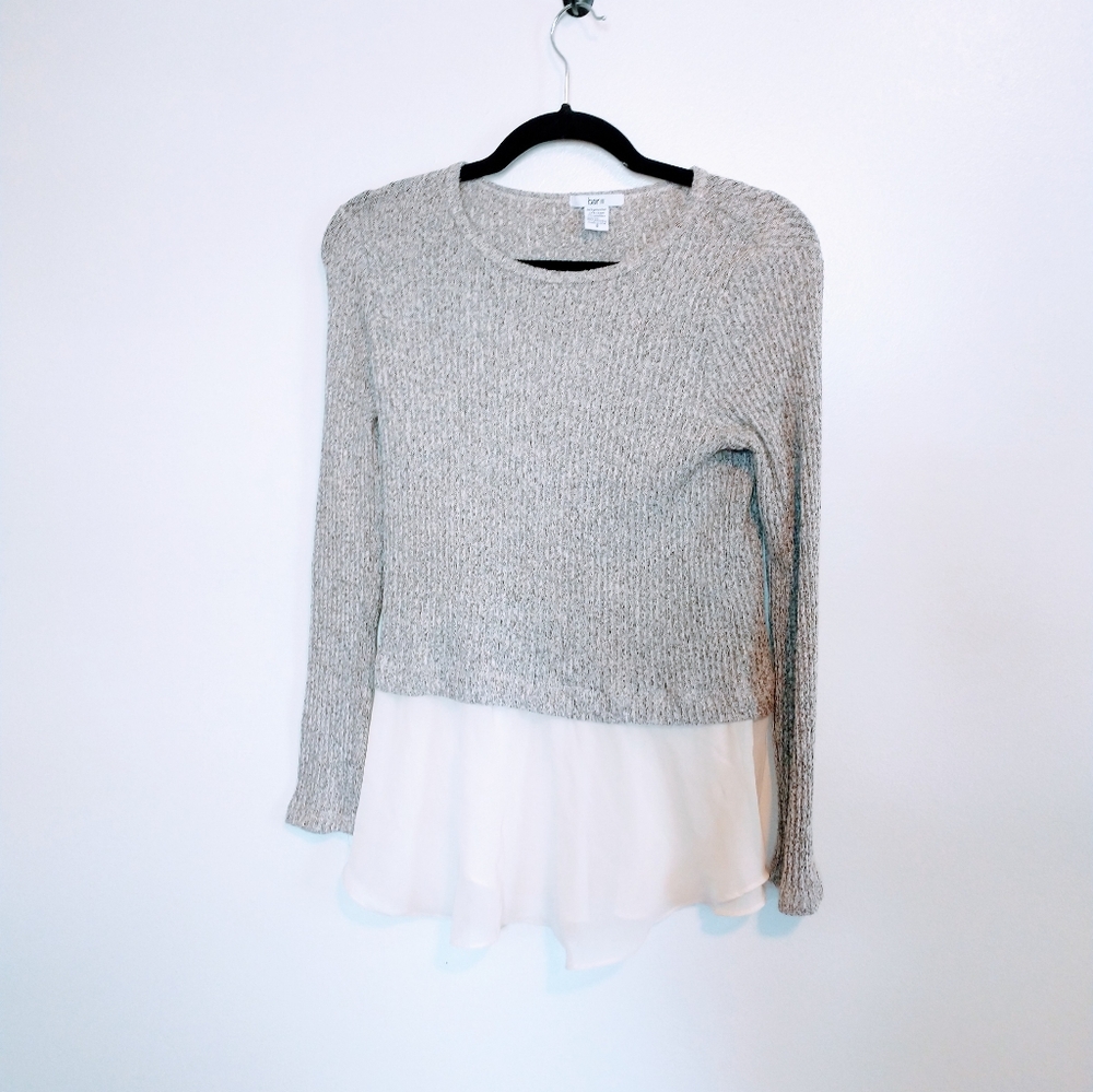 Bar III grey ribbed long sleeve top with white chiffon layered look. Size small